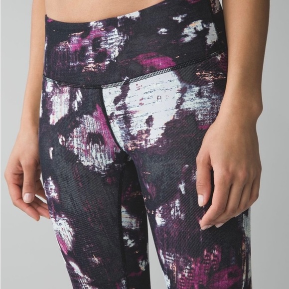 Lululemon Wunder Under Crop III Kara Blossom Multi leggings Size 4 - Picture 6 of 11